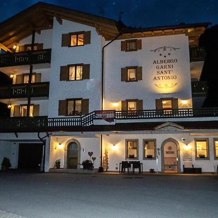Hotel Garni Sant'Antonio Con Spa 마돈나 디 캄필리오 외부 사진