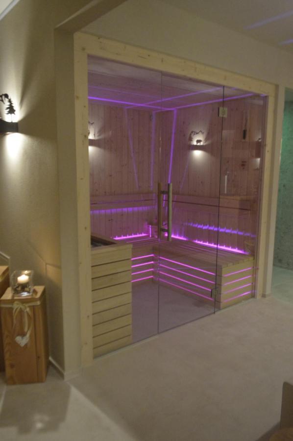 Hotel Garni Sant'Antonio Con Spa 마돈나 디 캄필리오 외부 사진