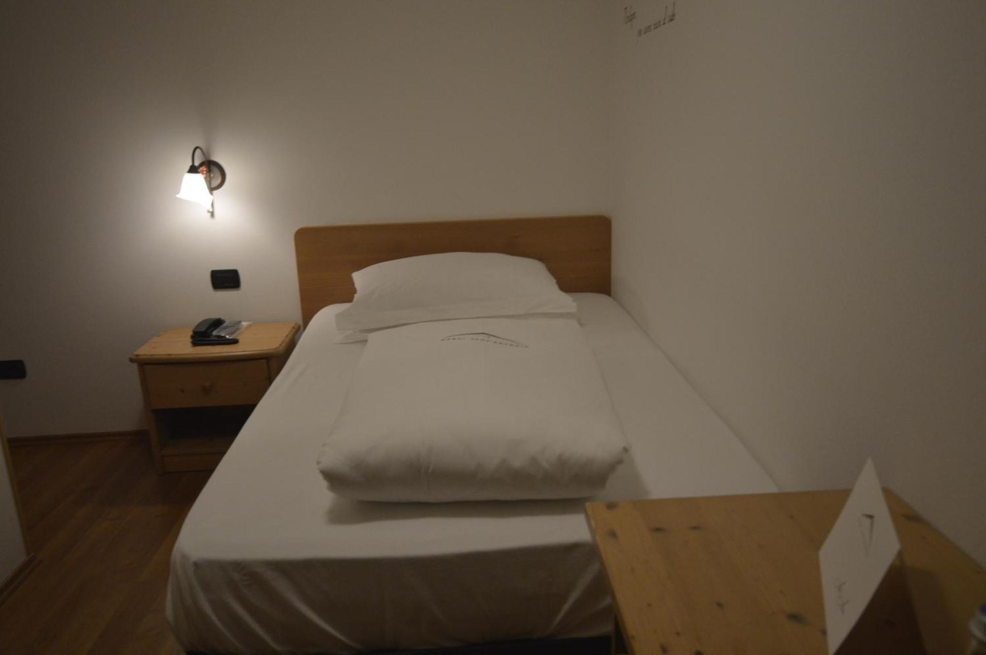 Hotel Garni Sant'Antonio Con Spa 마돈나 디 캄필리오 외부 사진